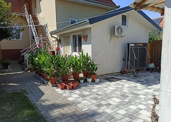 Aniko Apartmanhaz