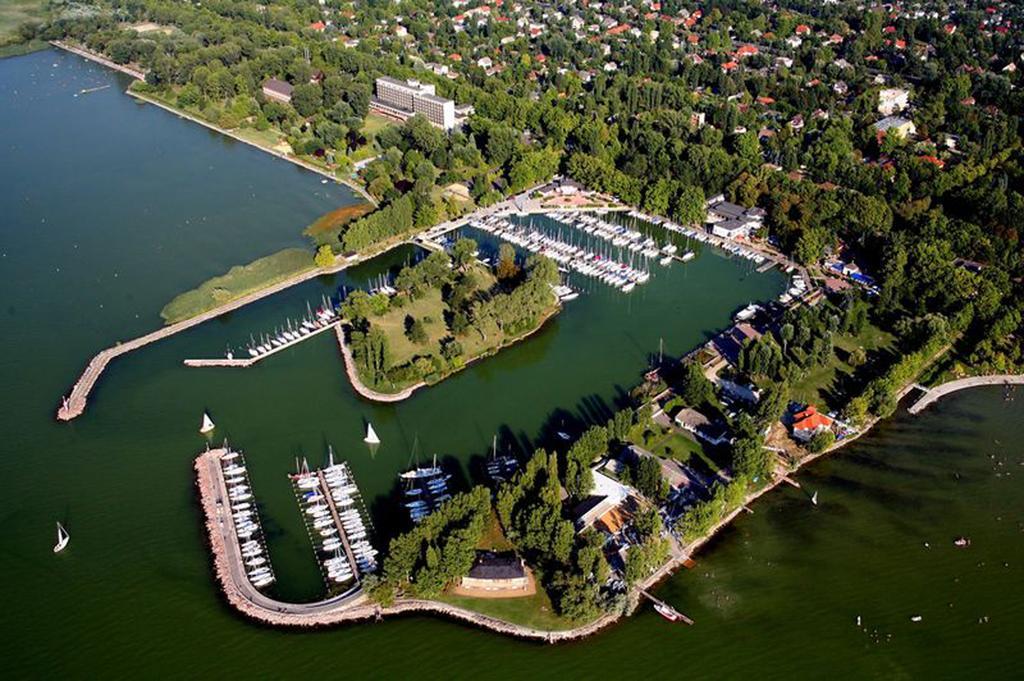 Aniko Apartmanhaz